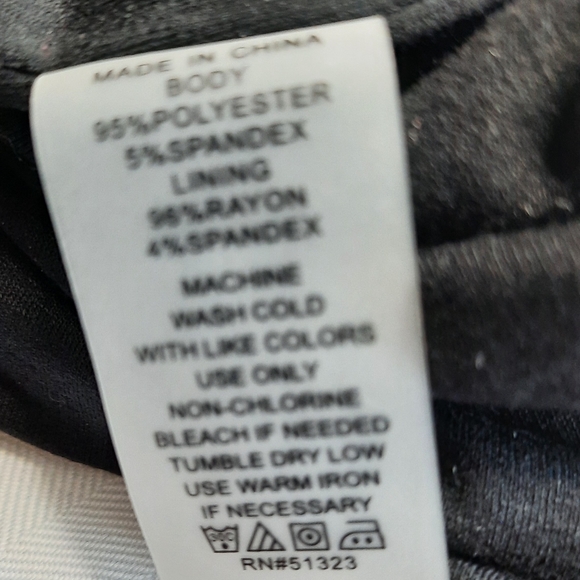 Large Vince Cumuto Maxi Black & White Skirt - Picture 10 of 16